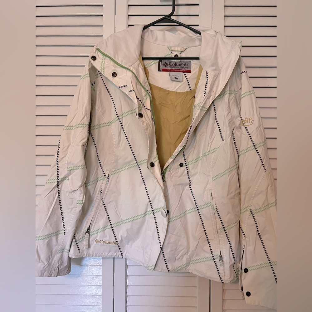 Columbia Convert Boardwear Women’s Snowboarding Jacket